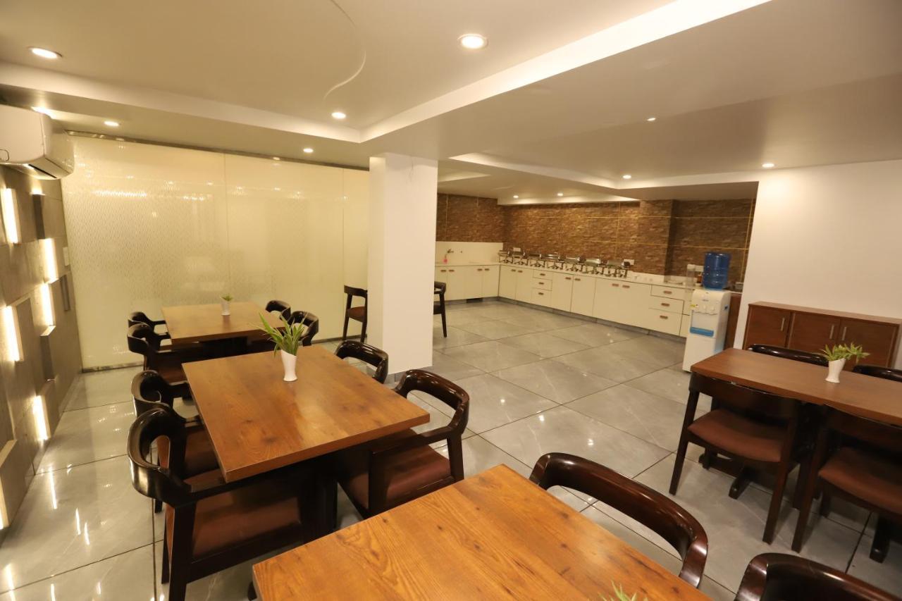 Hotel Keshav Residency Gurgaon Near Medanta Екстериор снимка