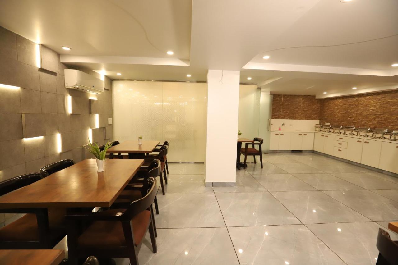 Hotel Keshav Residency Gurgaon Near Medanta Екстериор снимка