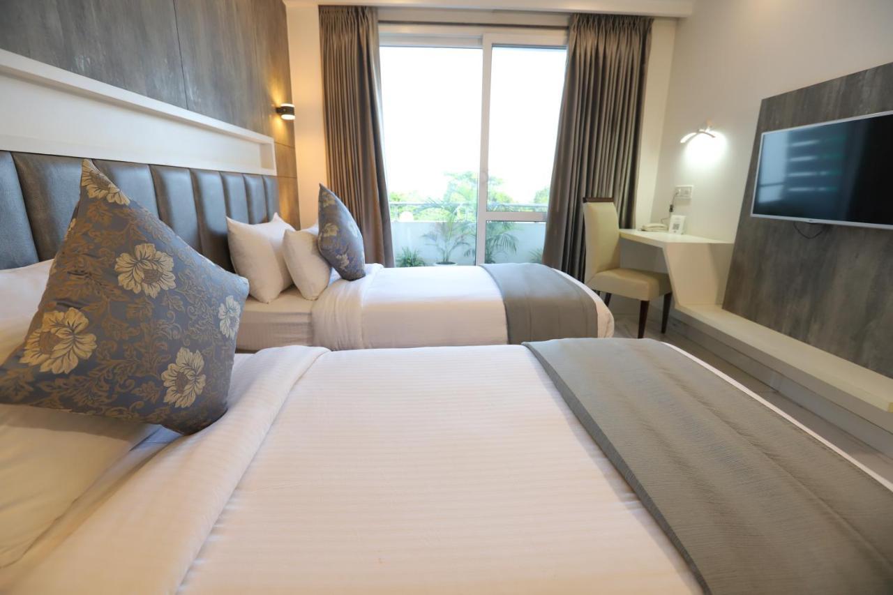 Hotel Keshav Residency Gurgaon Near Medanta Екстериор снимка