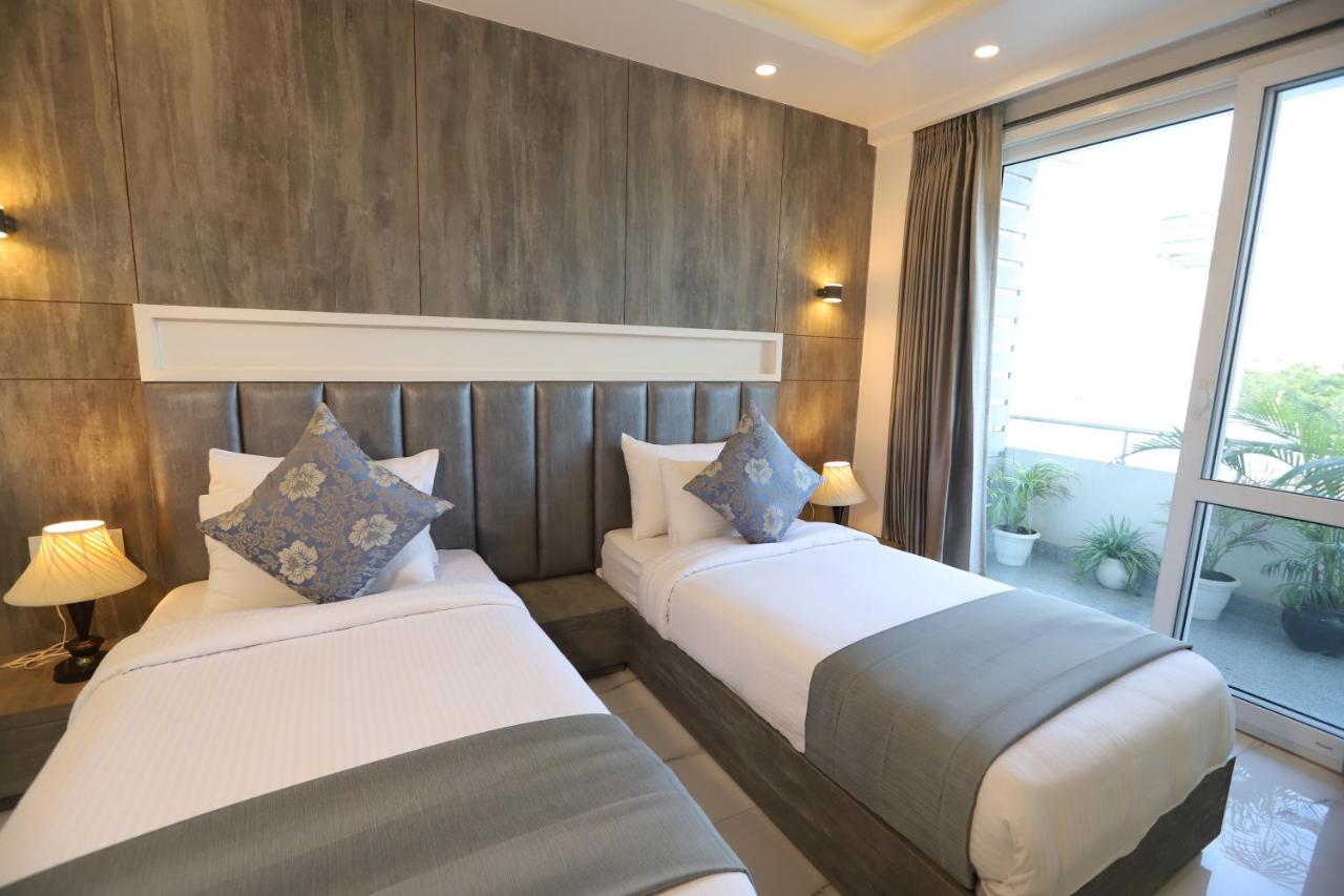 Hotel Keshav Residency Gurgaon Near Medanta Екстериор снимка