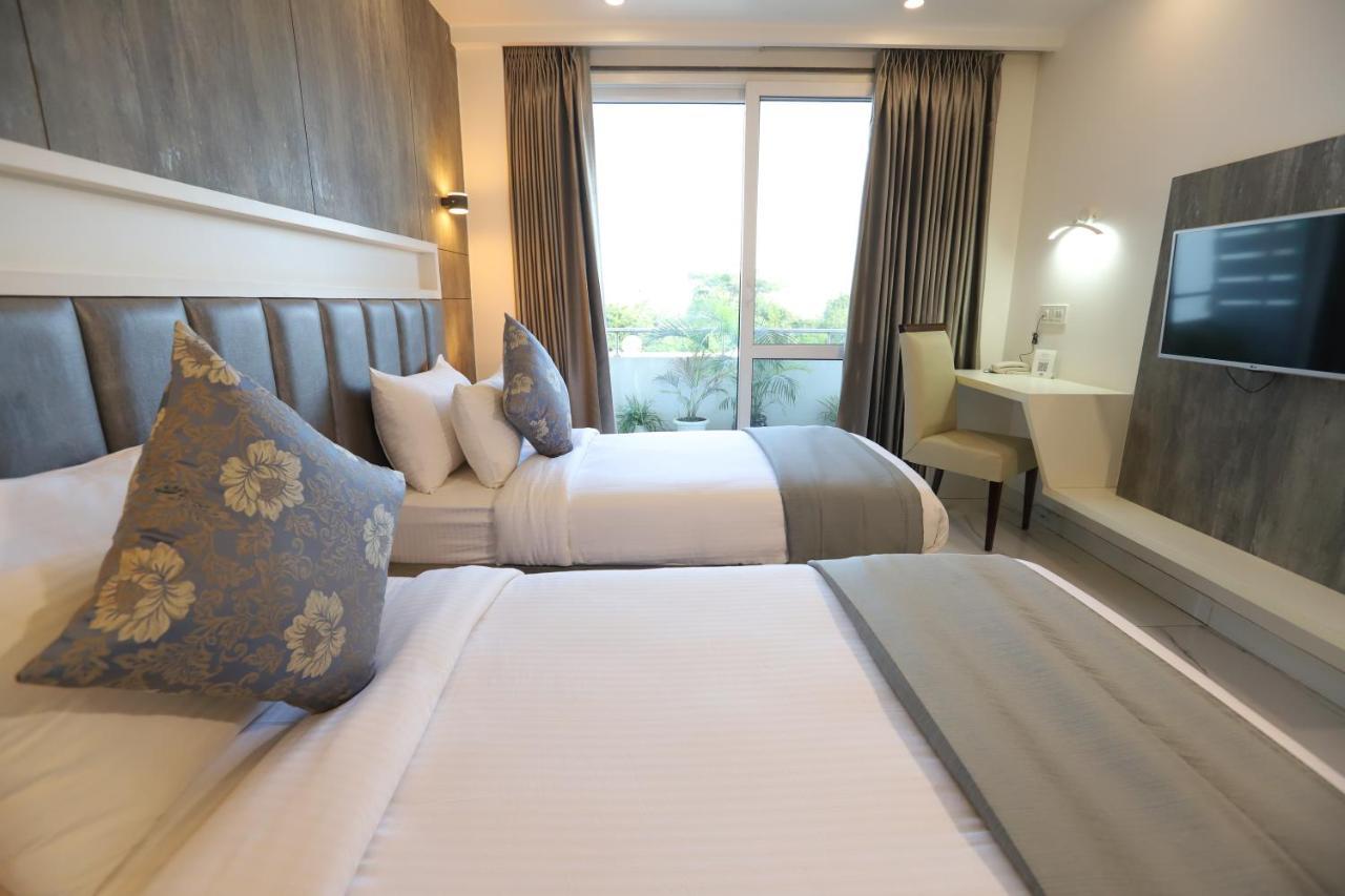 Hotel Keshav Residency Gurgaon Near Medanta Екстериор снимка