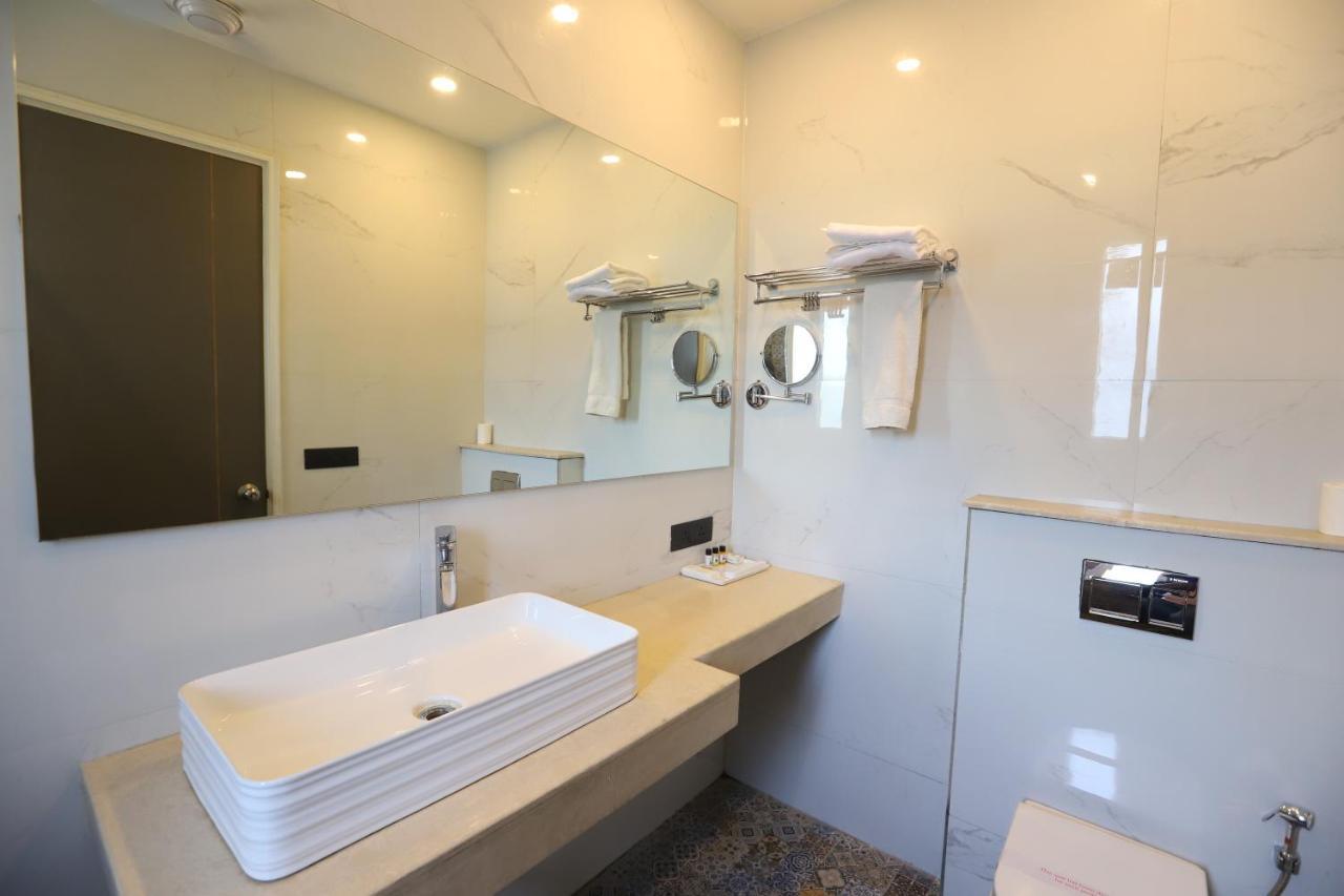 Hotel Keshav Residency Gurgaon Near Medanta Екстериор снимка